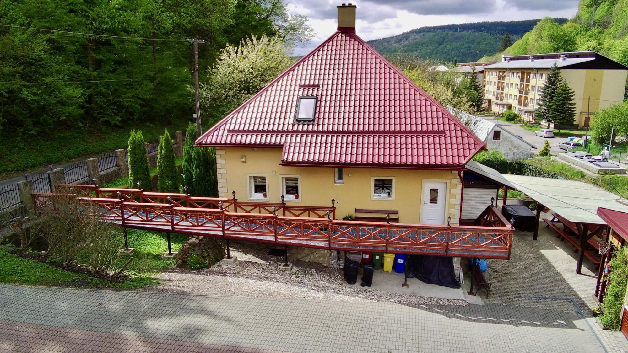 Privat Adriana Apartment Kremnica Exterior photo